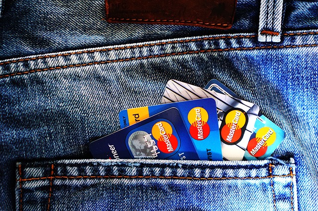 Multiple ATM cards in a blue color pocket