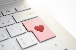Careful About Online Dating: Ask As Much Before Meeting