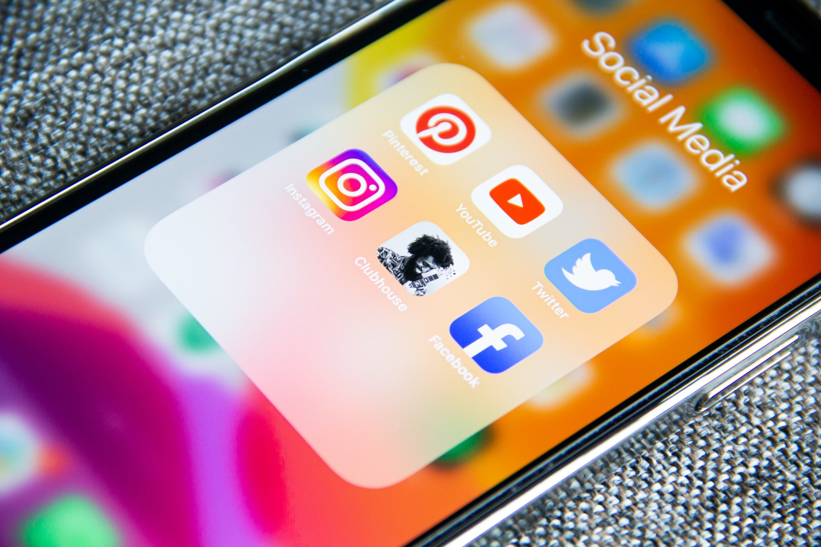 How to find social media accounts by username